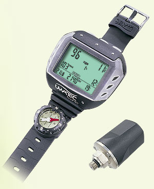 uwatec_sm_tec_wrist.jpg